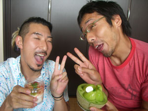 得意の変顔ですか